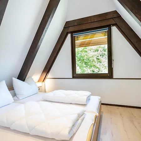 Ferienwohnpark Nurdachhaus Typ 8 Ndt 004 Holiday home Immenstaad am Bodensee